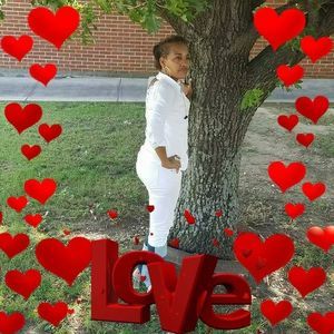 Meet your Posher, Felicia